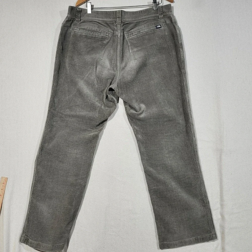 The North Face Cliff Rock Crag Pant Mens 38 Gray Corduroy Relaxed Straight Leg